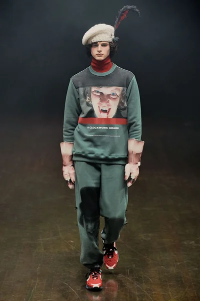Look 20